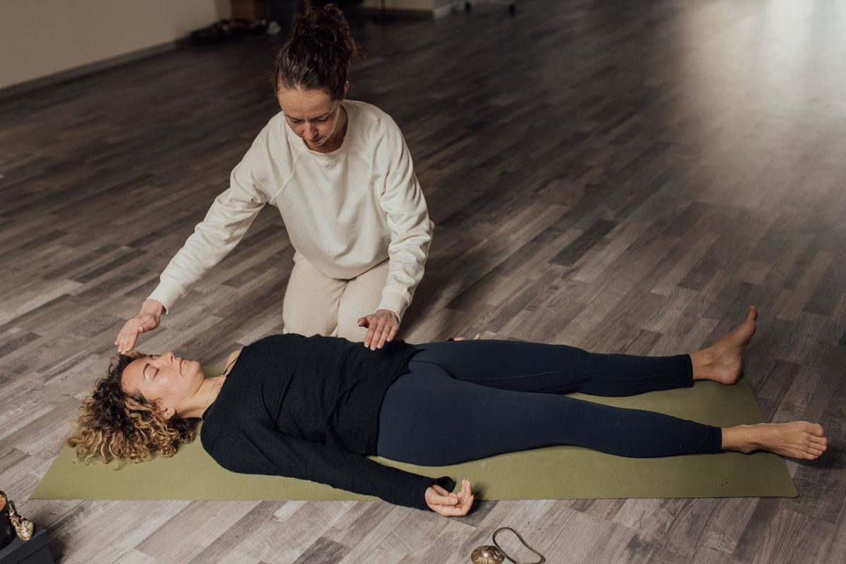 Máster en Reiki online: requisitos y qué se aprende
